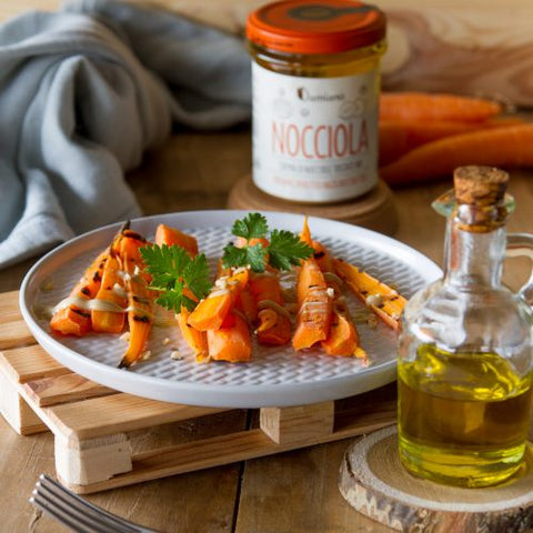 Carote arrostite con dressing aromatico alla crema di nocciole Damiano