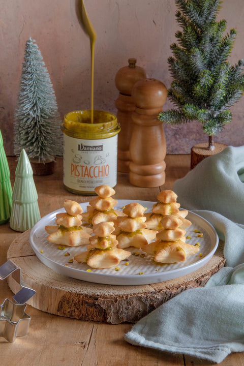 Immagine della ricetta Alberelli di pasta sfoglia e pistacchio